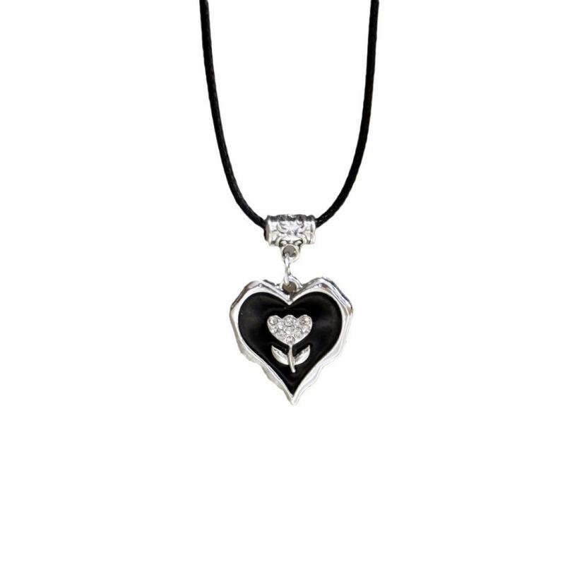 Black Drip Glaze Heart Leather Rope Necklace Shiny Rhinestone Flower Necklace for Women Adjustable Chain Jewelry Gifts
