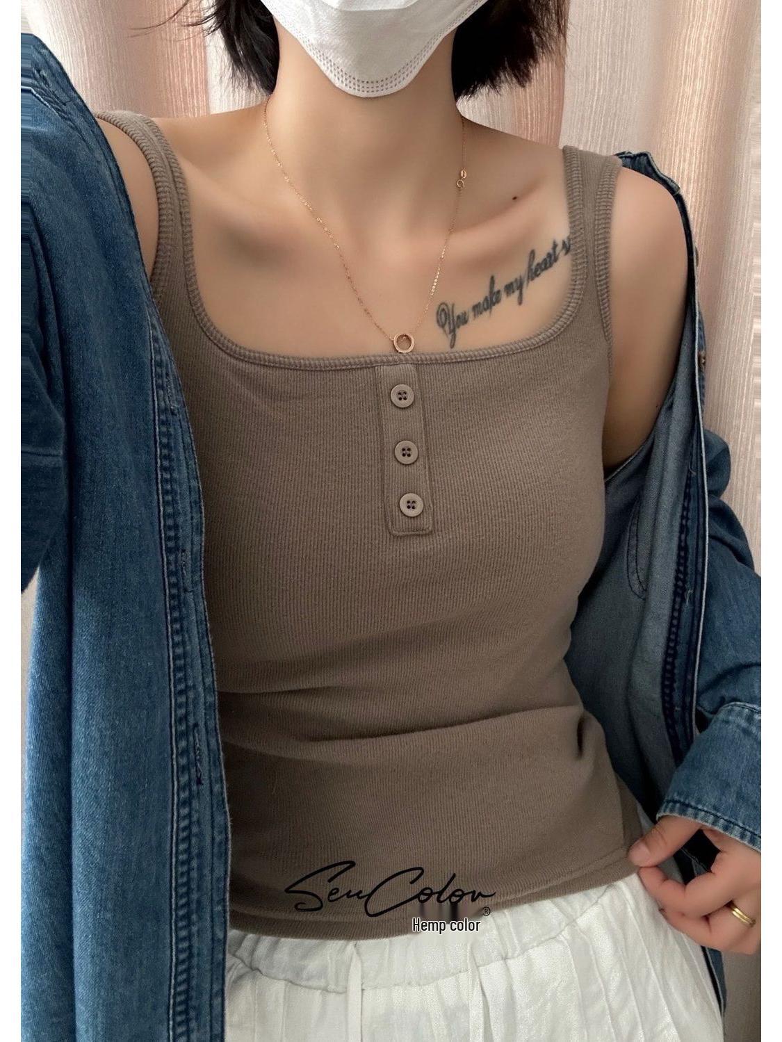 

Женская матовая майка на бретелях со встроенными чашками – Коллекция Осень/Зима 2024 One Size 80-120 jin