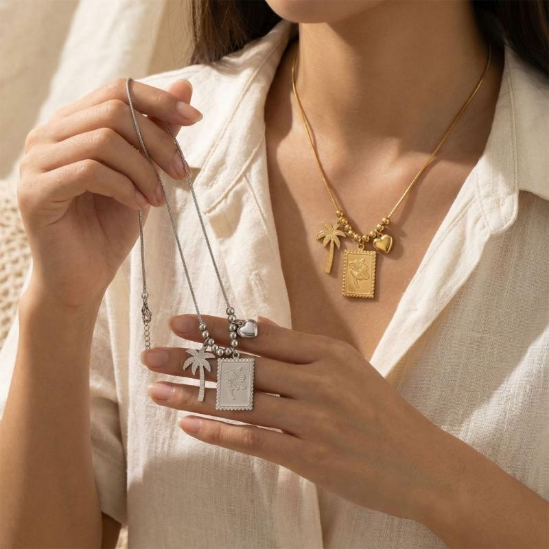 Fashionable Gold Plated Coconut Tree Necklace Stainless Steel Chain With Floral Accent Jewelry For Daily Wear