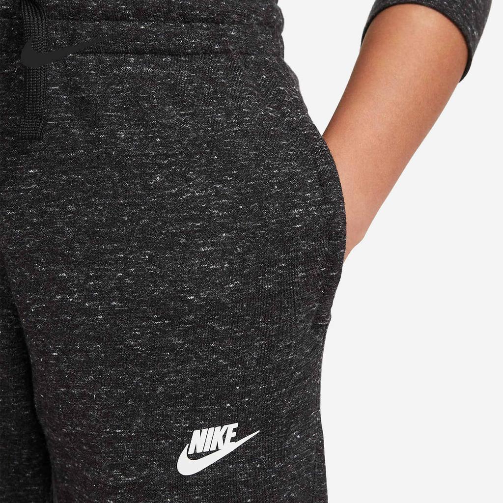 Nike Pletené sportovní kalhoty s potiskem loga Dětské spodní díly Černá DA1128-032