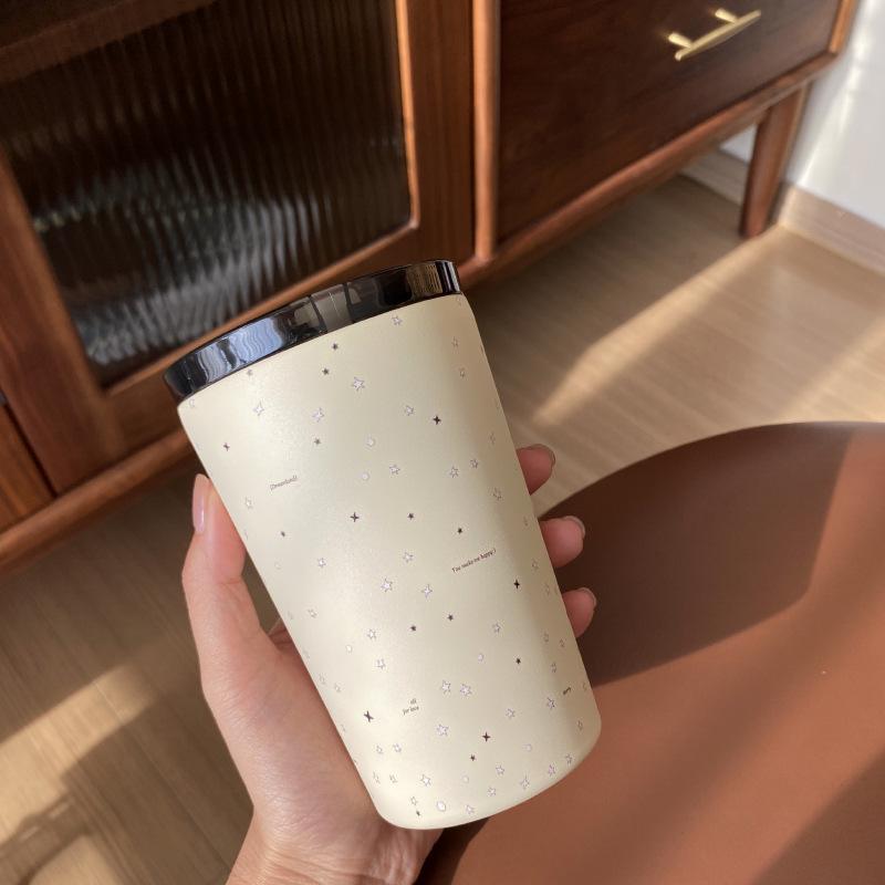 

Нишевая сдержанная чашка-компаньон, матовая текстура, кофейная чашка-термос из нержавеющей стали 304, автомобильная парная чашка с крышкой see picture