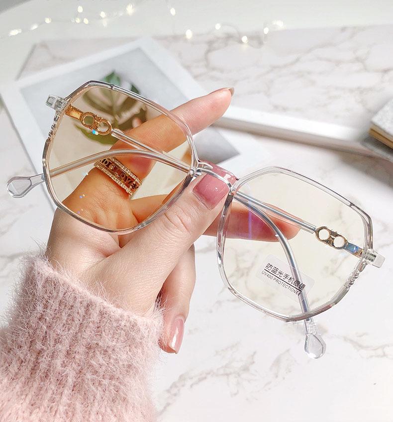 Ultra-Light Photochromic Korean-Style Blue Light Blocking Glasses with Large Frames