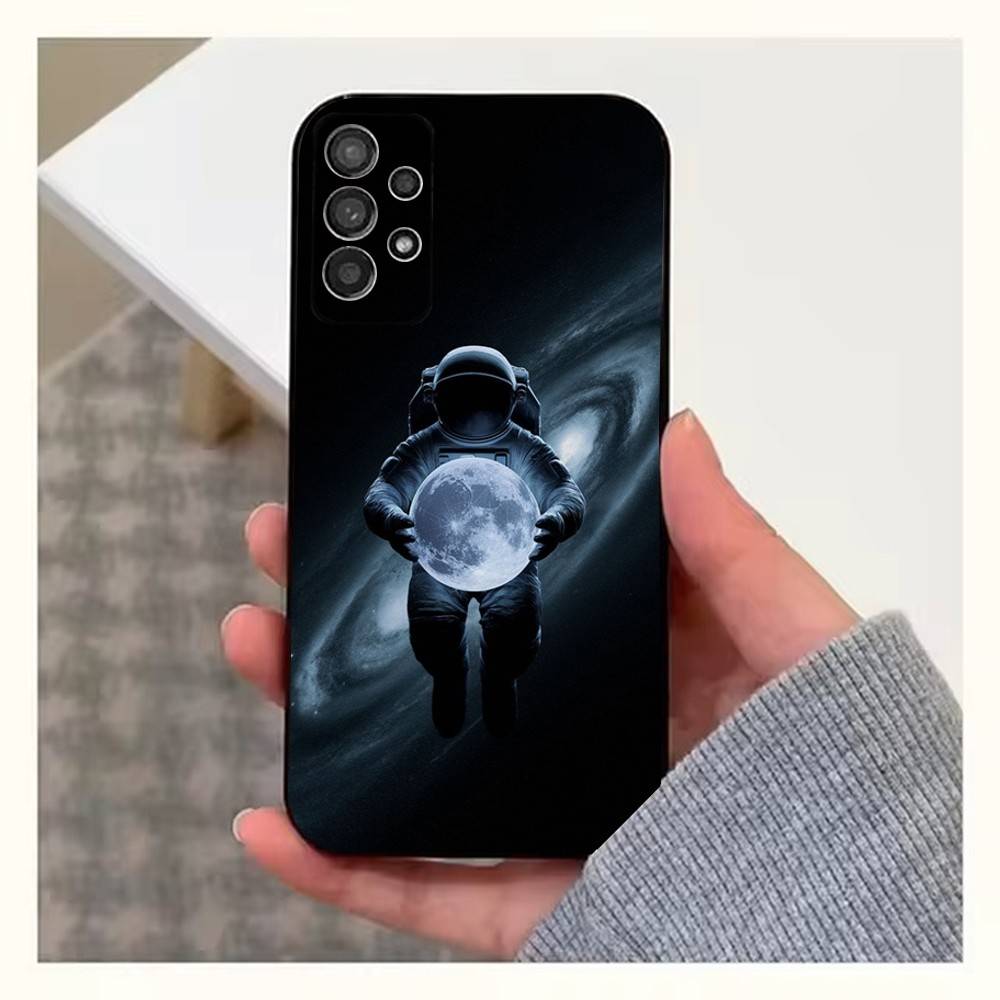 Universe Art Astronaut Case For Samsung S23,S25,S20,S10,S9,S21,S24,S22,Ultra,FE,Plus,Lite,Soft Silicone Black