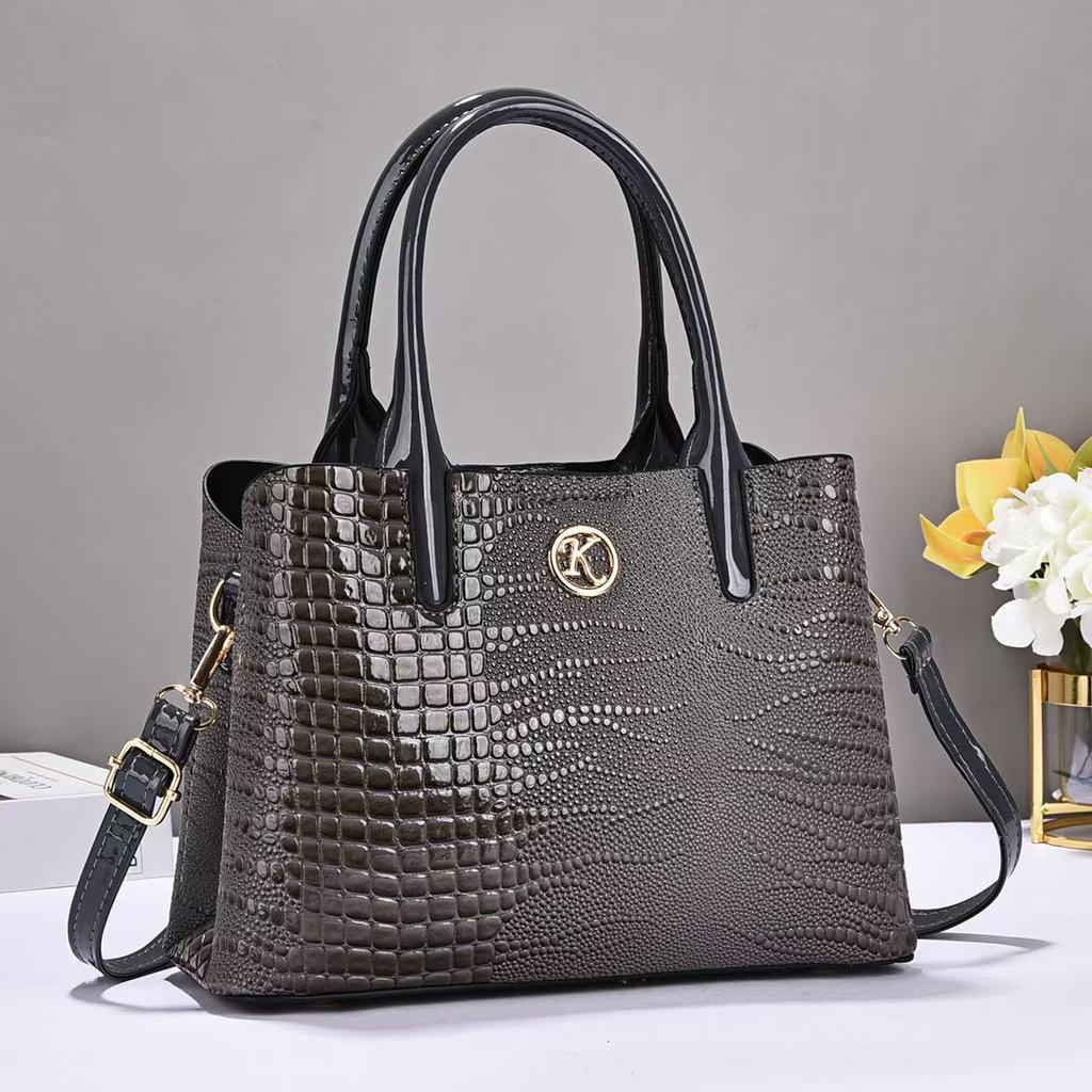 New Crocodile Fashion Handbag High Appearance Level Bright Leather Large Capacity Shoulder Bag with Tote Crossbody Bag