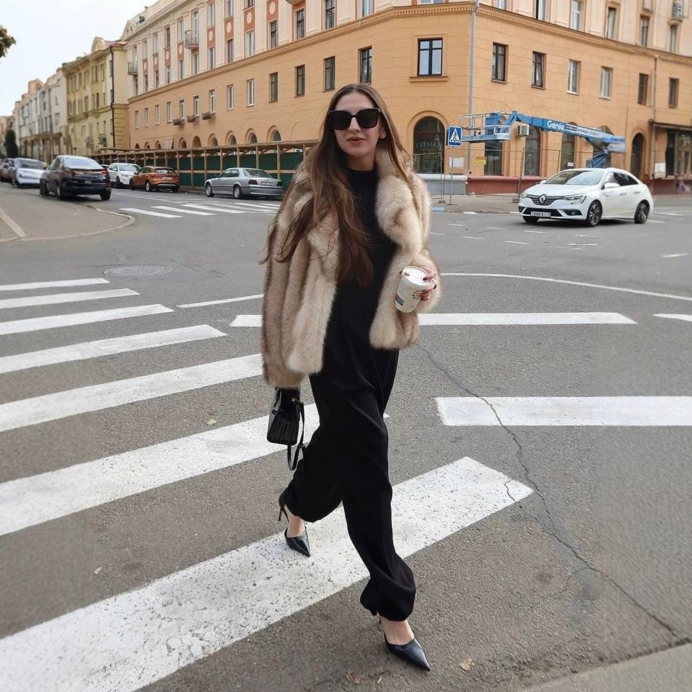 Coat women's autumn and winter European and American short fox hair big fur collar jacket