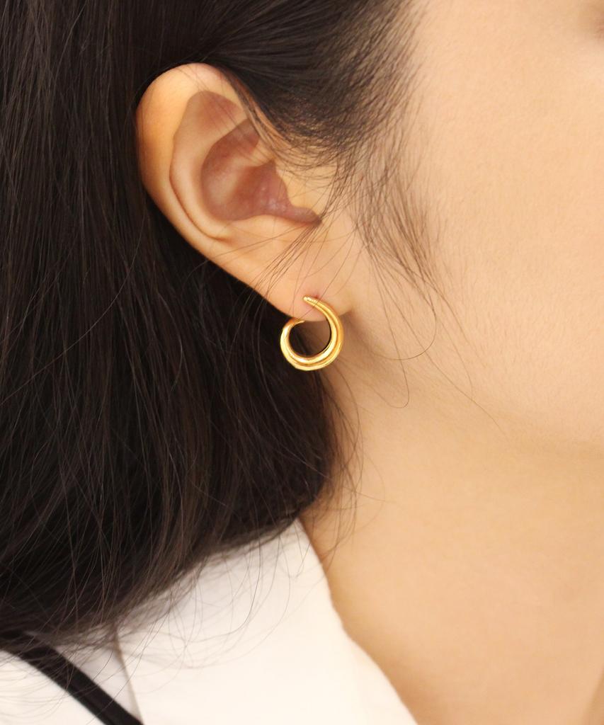 Madin'Ly Virgule Earring