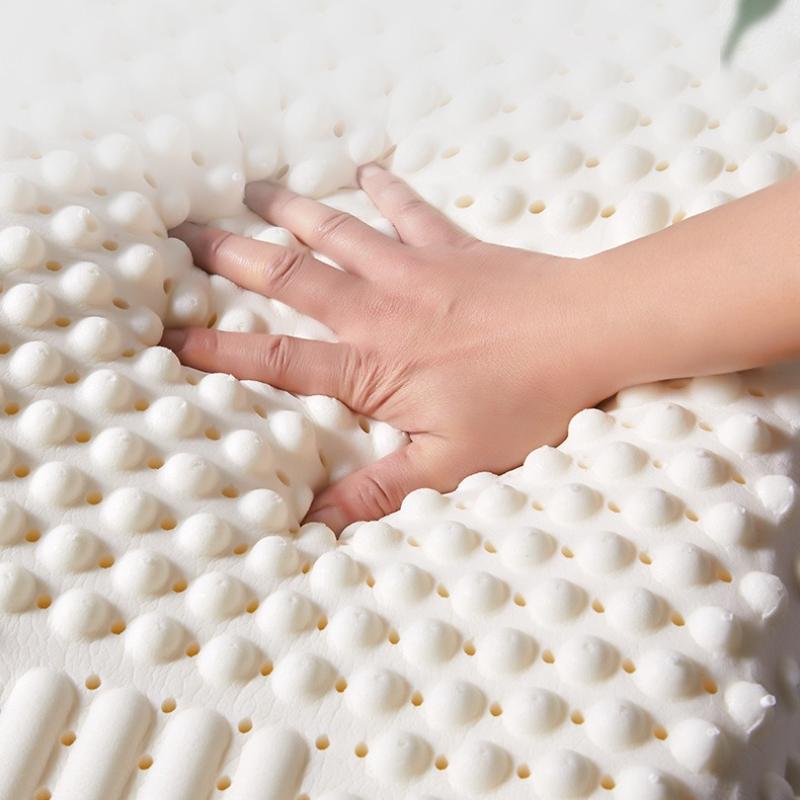3D Convex Particle Massage Latex Pillow Cervical Spine Protection and Sleep Aid Pillow Core High Rebound Non Deformable Headrest, Dry and Breathable