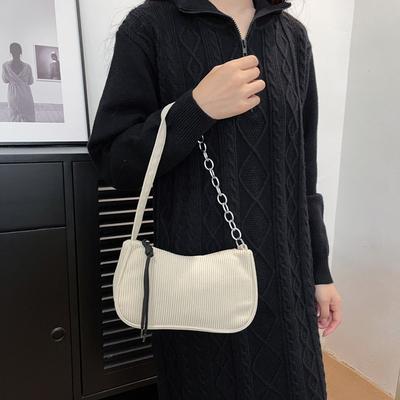 Sac en tissu de style littéraire et artistique Nouveau sac à bandoulière simple et décontracté en velours côtelé pour femmes Sac à main messager de couleur unie