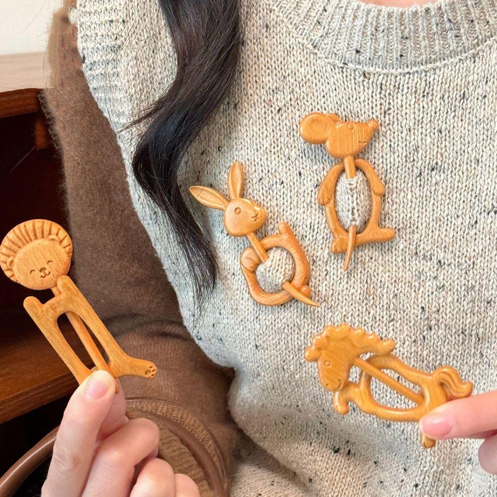 Lion Animal Sweater Pin Horse Pony Brooch Fashion Wooden Brooch  Gift