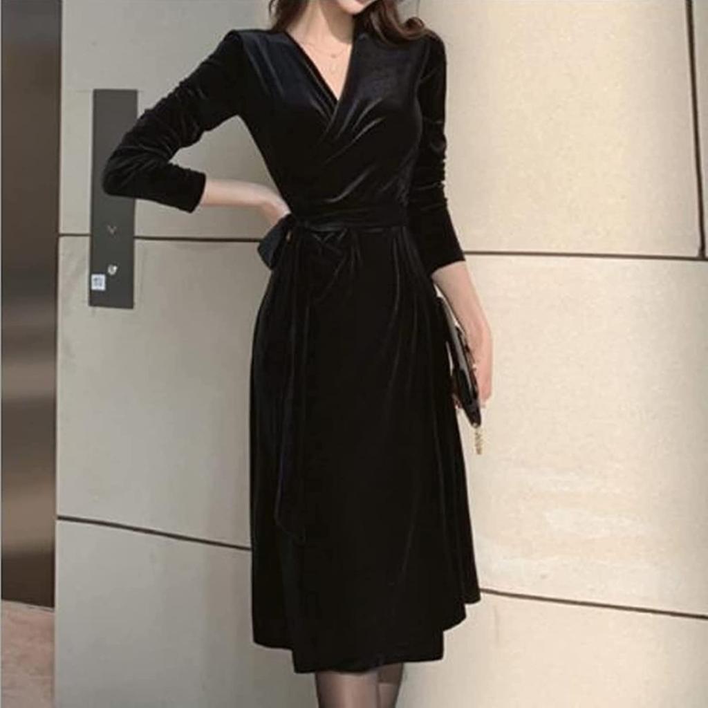 KINOKINO Velour for Handmade and Privacy 160cm x Fabric, 100% Polyester, Velvet, Crafts, DIY, Backdrop, (Black, Approx. 2m)