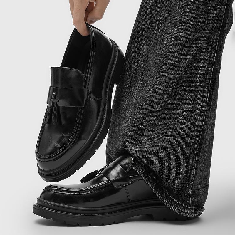 Fashion New Fashion Business Shoes Thick Bottom Leather Men's Loafers Non-Slip Casual Shoes Handmade Slip On Classic Male Driving Shoes