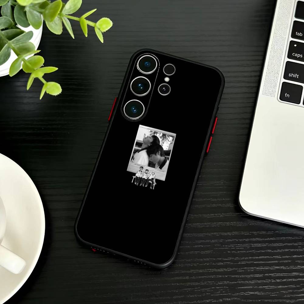 

Чехол для телефона W-weak Hero-o Class для Samsung S26, S25, S24, S23, S22, S21, S20, Ultra, Plus, FE Черный Мягкий Чехол Samsung S21plus