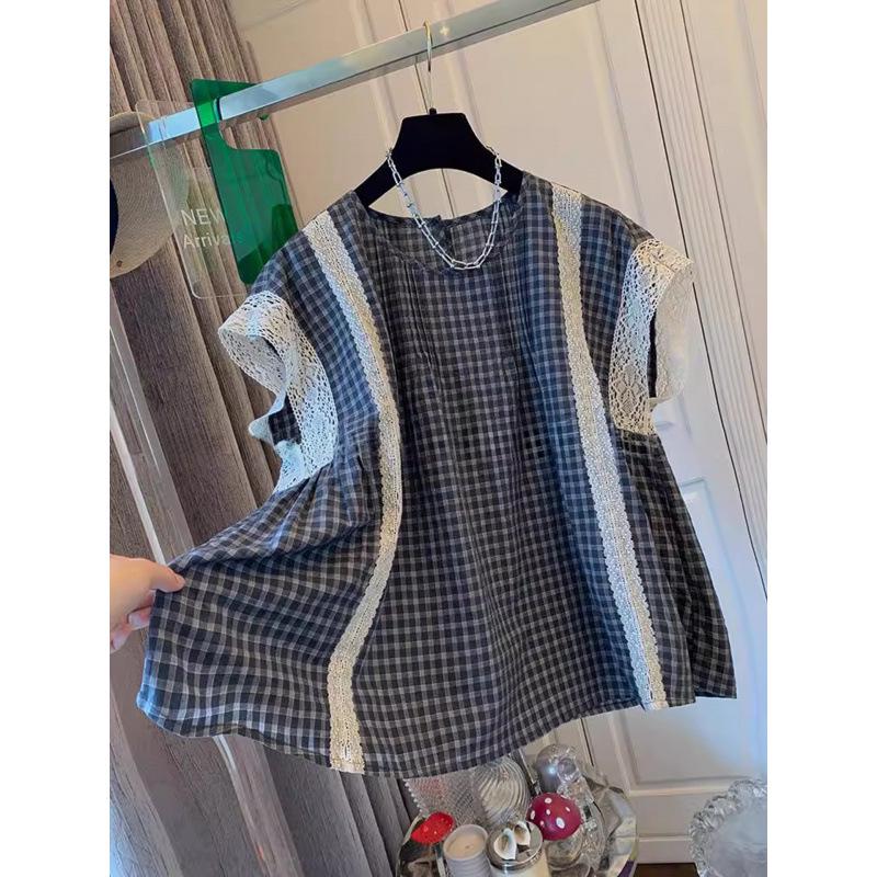 Elegant Summer 2025 Women s Lace Patchwork Plaid Top - European Style Medium