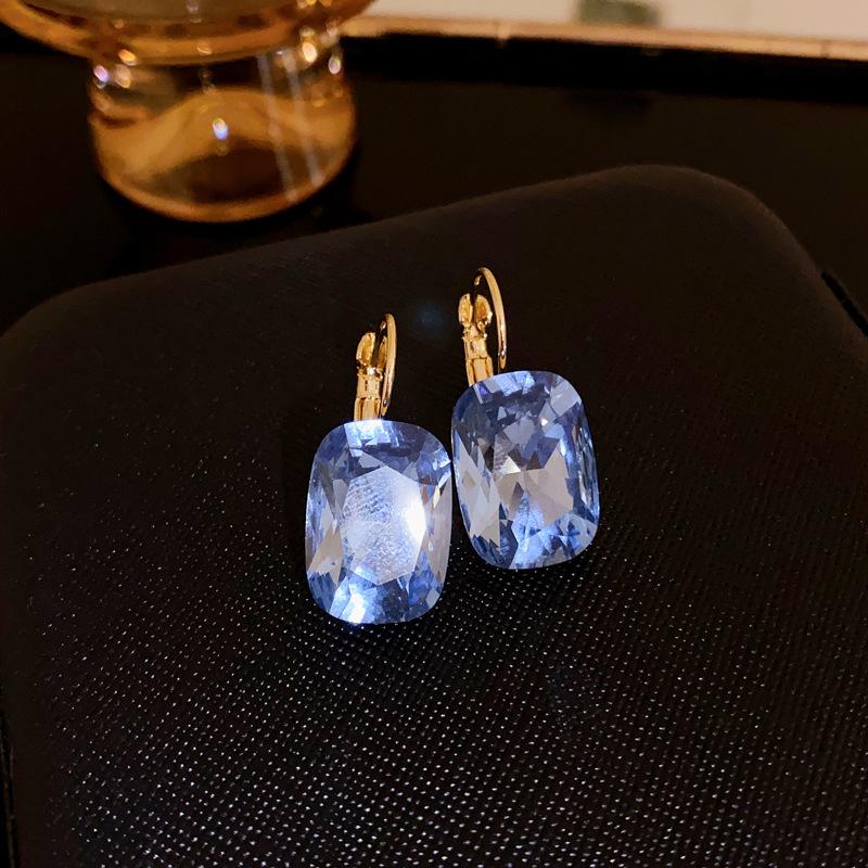 French square ear buckle fashion light luxury temperament earrings simple and versatile geometric earrings earrings