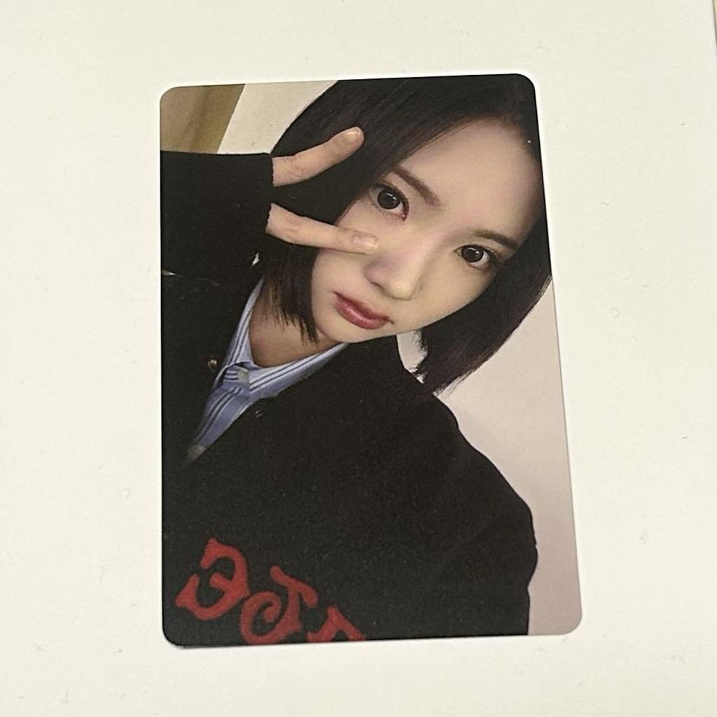 [USED] H2H Jiu Trading Card Tower Records Bonus