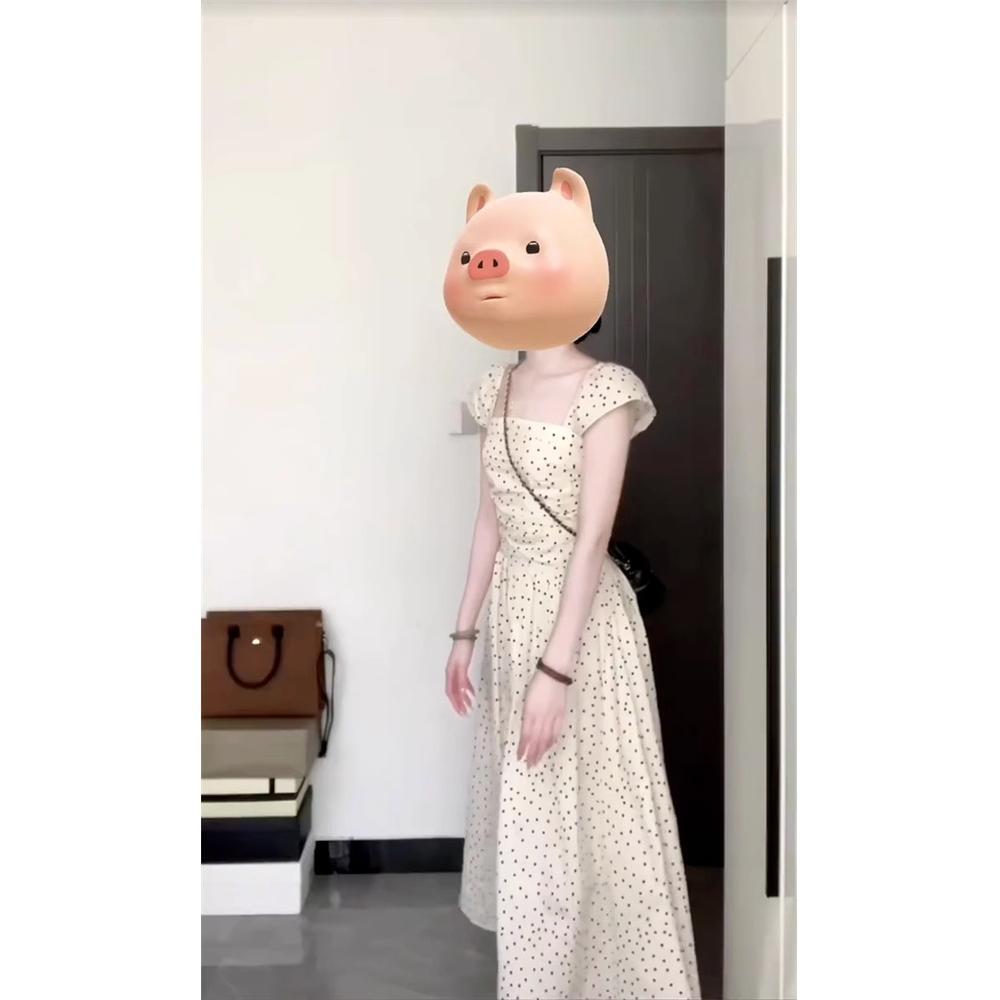 

Весеннее платье с рукавами-фонариками в горошек: Элегантное длинное платье, облегающее талию, с уникальным дизайном. L (50-55 kg)