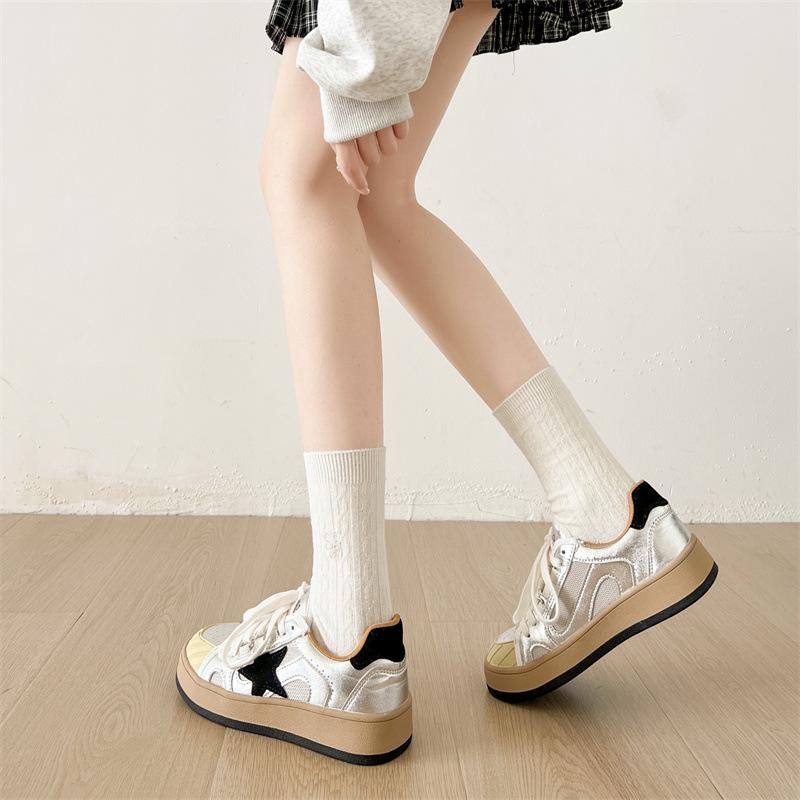 Queen Fan Versatile Round Head Platform White Shoes Women's 2025 New Autumn Height Increase Retro Casual Board Shoes