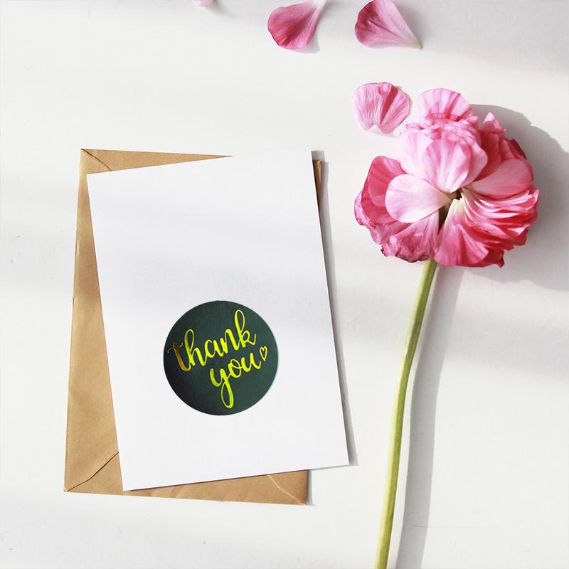 500Pcs/Roll Thank You Sticker Thank You Sealing Tape Self-adhesive Wedding Decor Labels Baking Cake Stickers Circular Gifts Bags