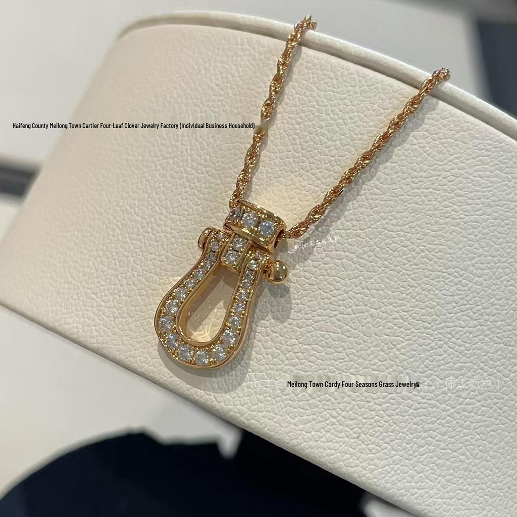 Fred 18K Gold Horsebit Diamant Anhänger Schlüsselbein Kette