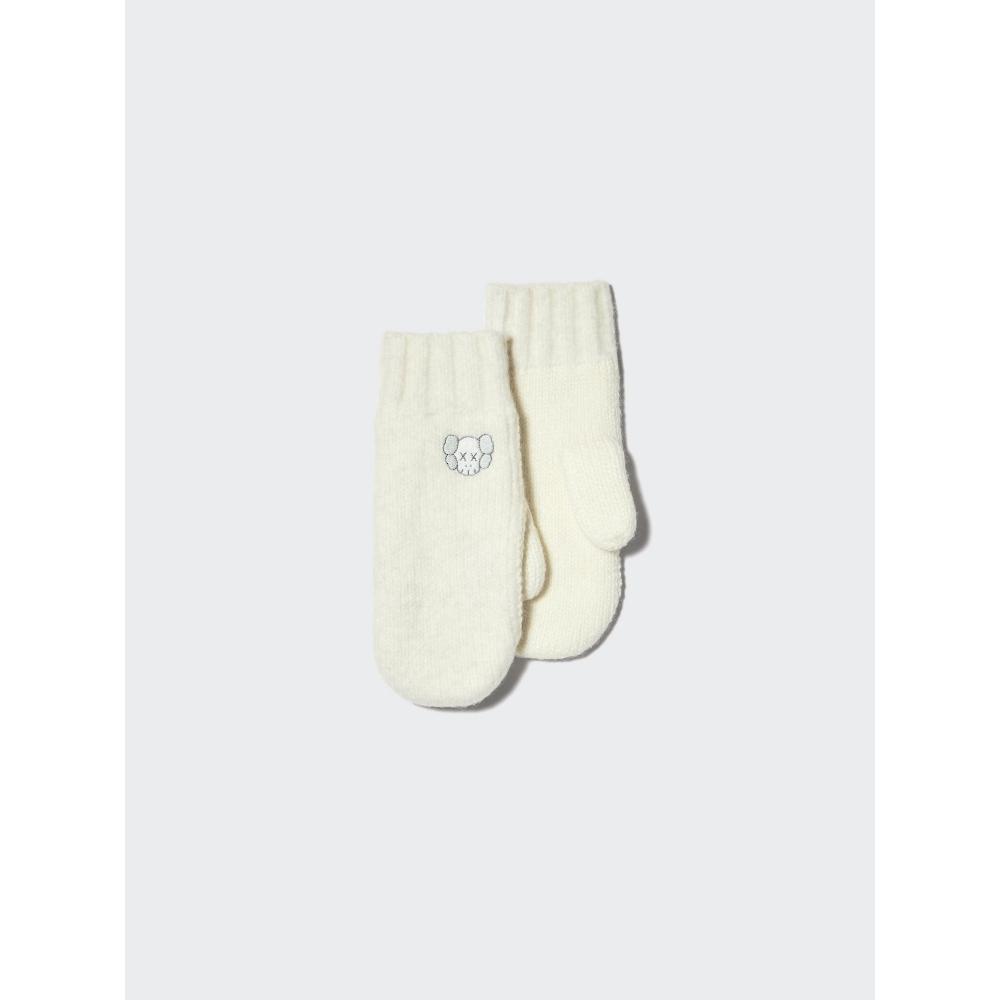 Uniqlo Kids Kaws Heattech Supleyan Knit Meather