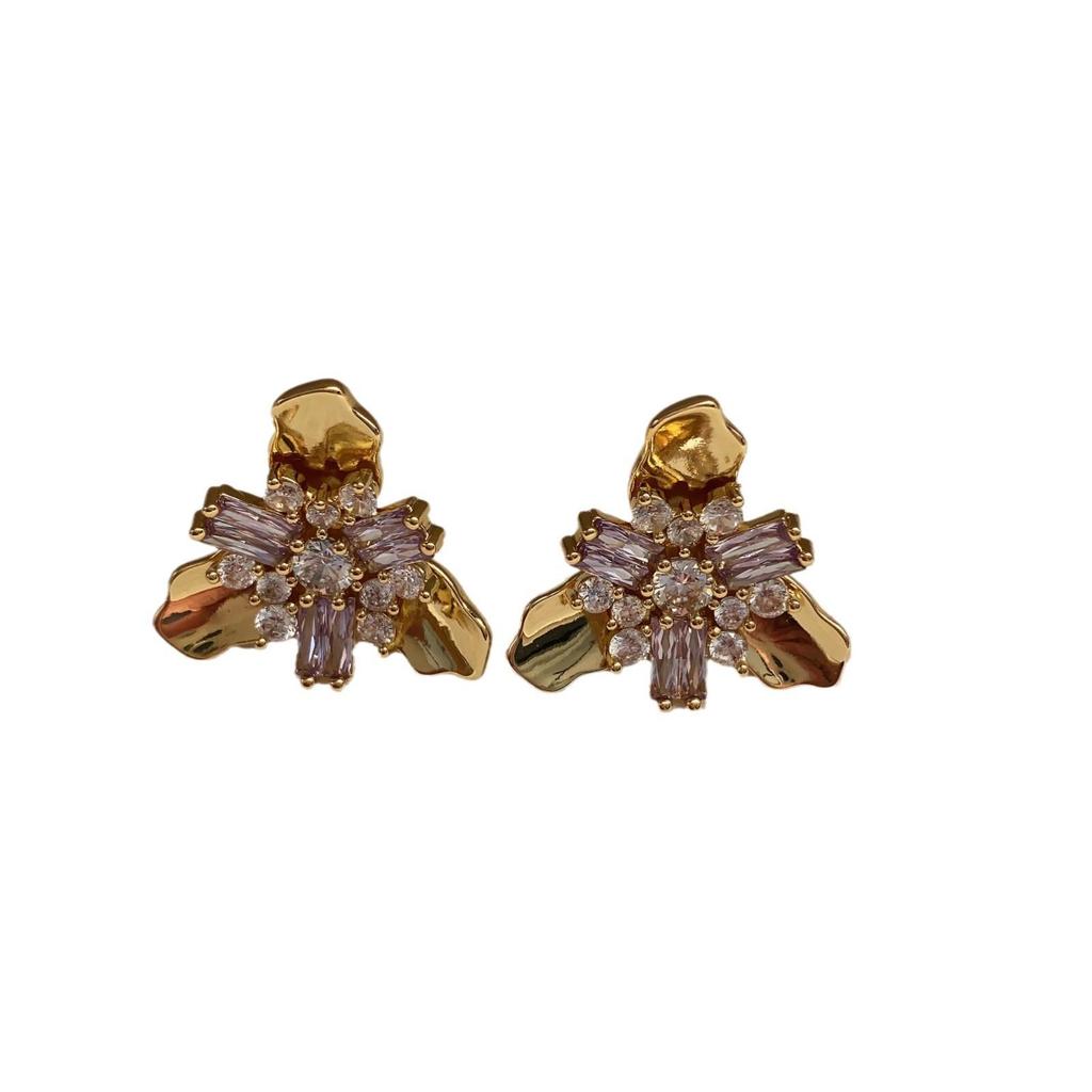 Autumn And Winter Metal Petal Zircon Stud Earrings Temperament Advanced Sense Simple Light Luxury French Earrings Women