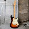 Fender E-Gitarre Player Plus Maple Sunburst Stratocaster®, Griffbrett, 3-farbig