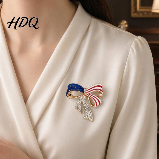 Independence Day Jewelry Bow Brooch Pin Patriotic Rhinestone Lapel Sweater Decorative Pin Cardigan Coat Suit Accessory Gift for 4th of July