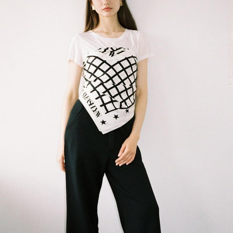 THE ASHLYNN WAVY NET LARGE SILK SCARF