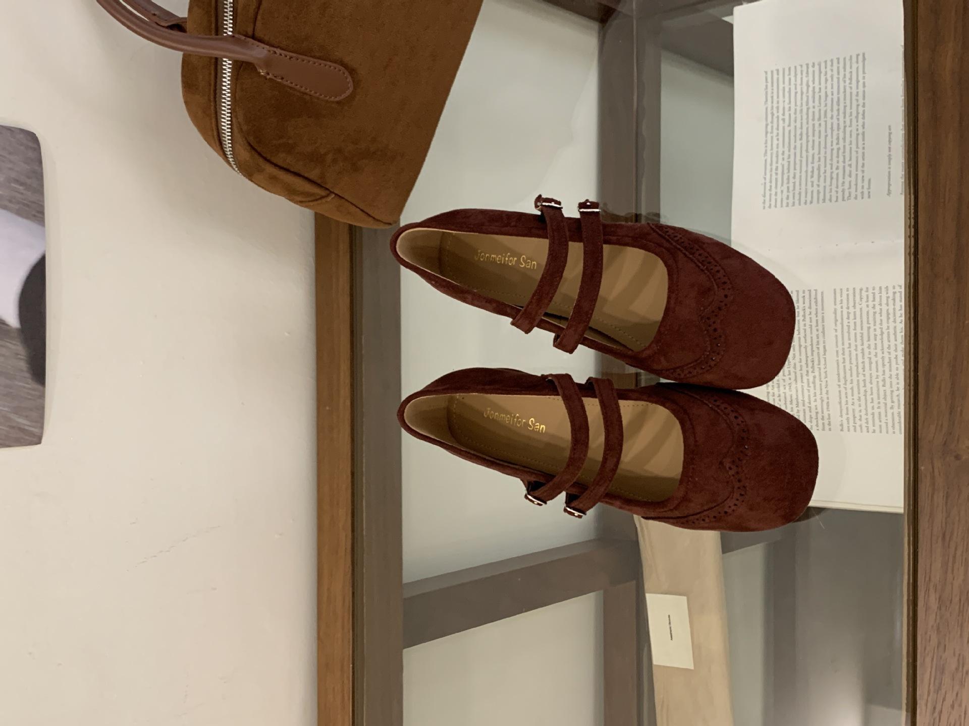 

French retro double buckle with Mary Jane shoes, shallow mouth inner height increase single shoes, autumn new fairy ballet beanie shoes 39