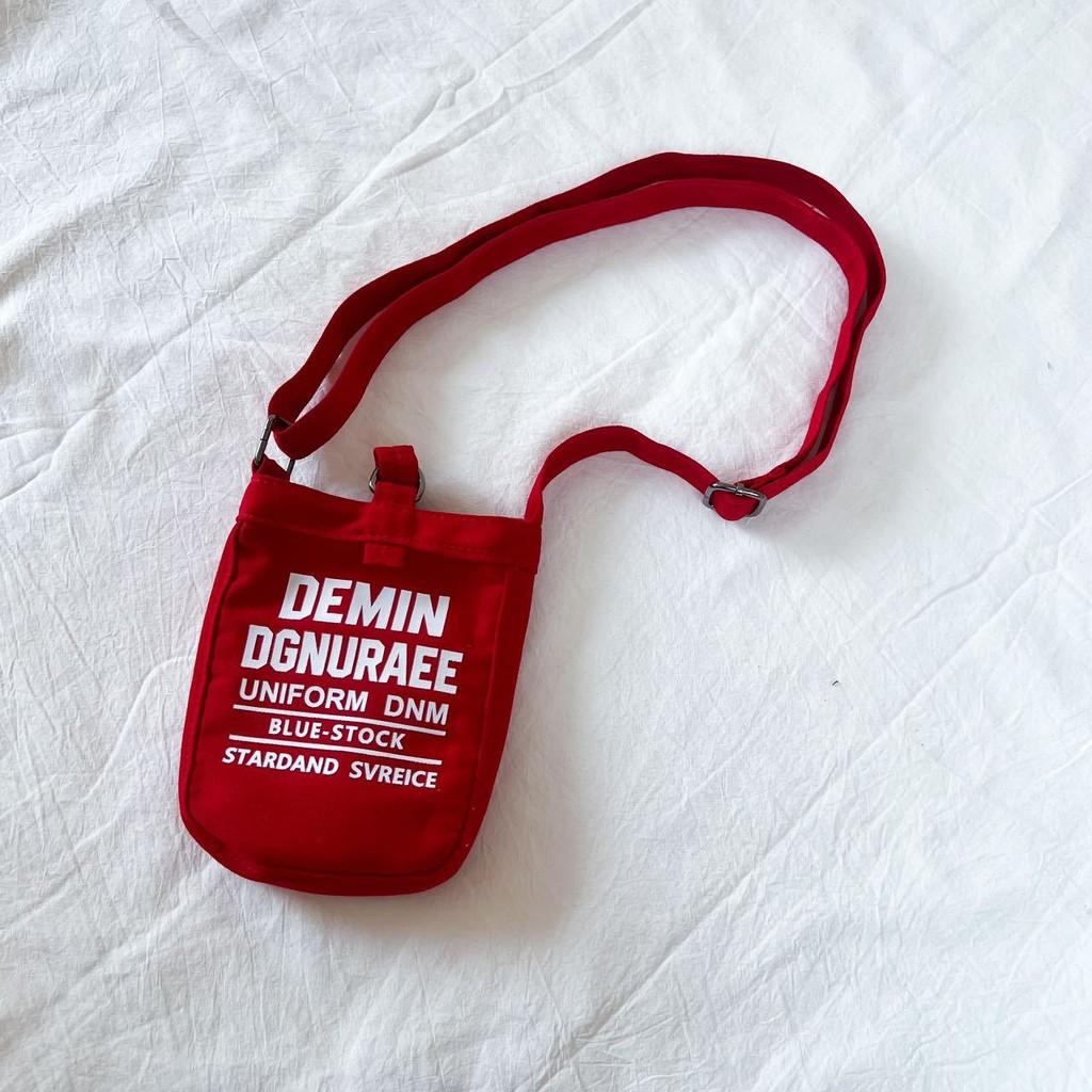 Canvas Childrens Crossbody Bag Withenglish Print Design And Storage For Daily