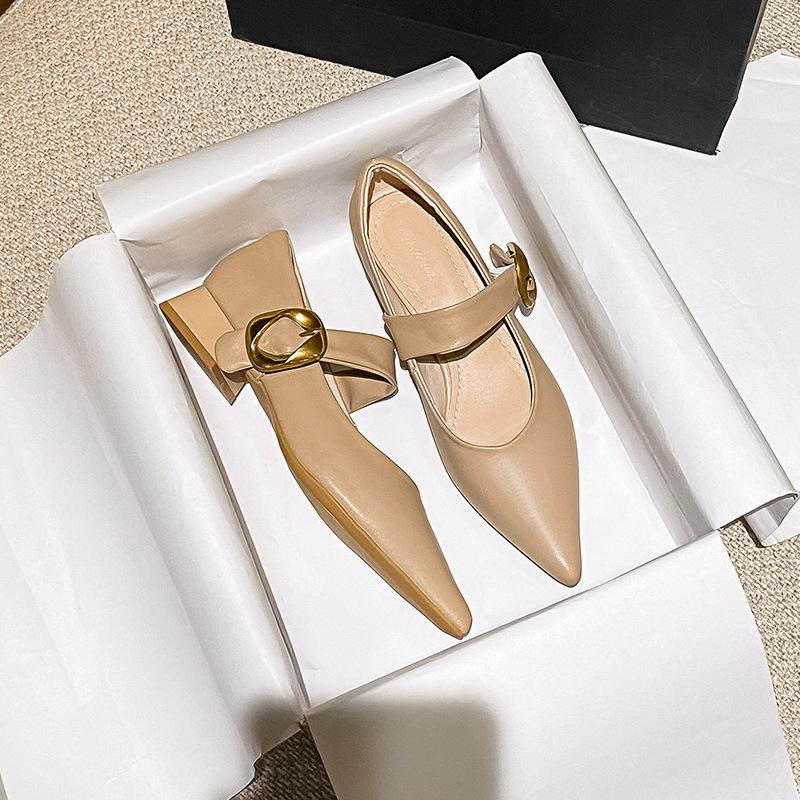 

Soft leather single shoes women s new pointed head shallow mouth thick heel not tired foot one word buckle Mary Jane shoes 43 хакі