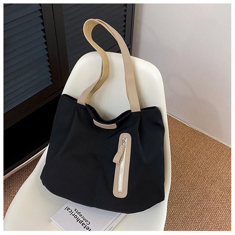 Large Capacity Casual Canvas Tote Bag For Women Stylish And Trendy Everyday Use