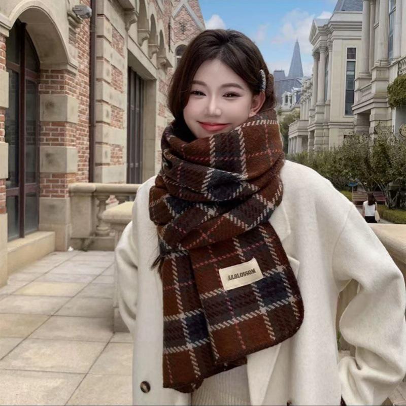 2024 Retro Christmas Plaid Fringed Imitation Cashmere Scarf - Women's Winter Versatile Neck Warmer