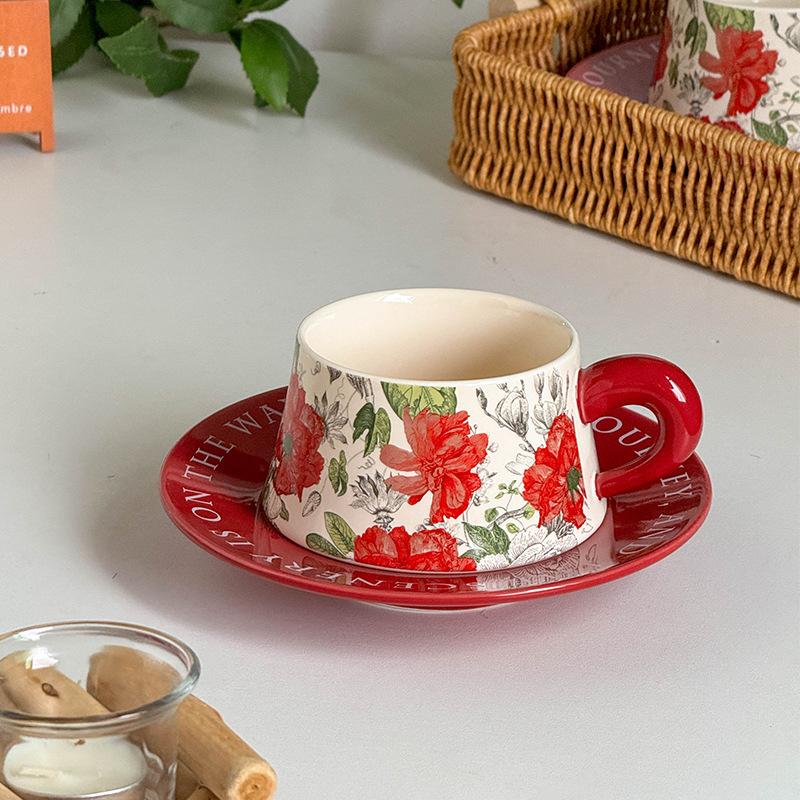 

Red Peony Ceramic Coffee Cup Saucer Afternoon Camellia Tea Cup French Retro Style Medieval Mug High-end Sense 260Ml