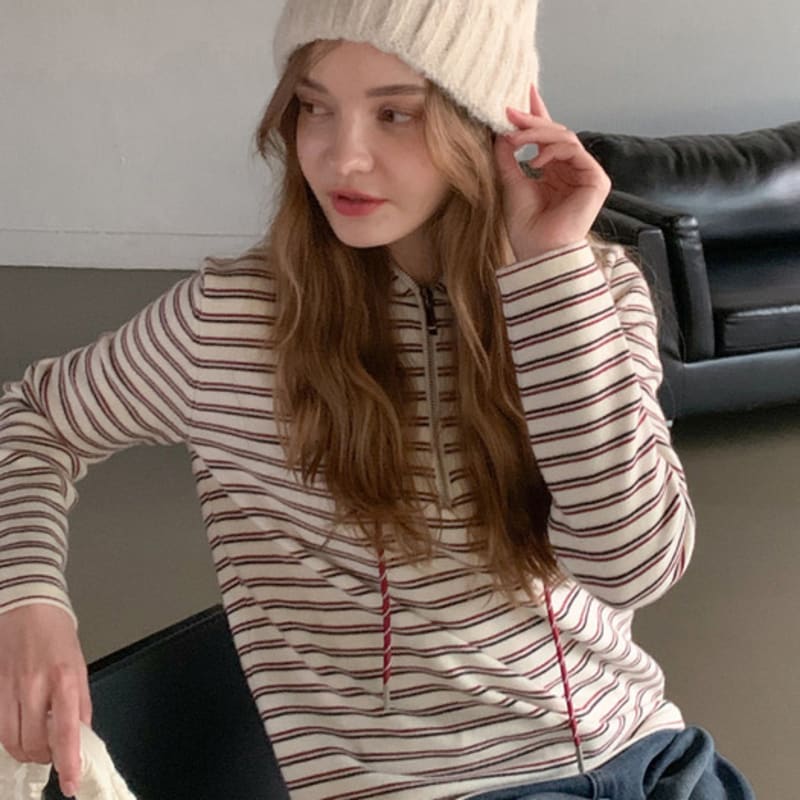 

J.LARUEN Kitten Beanie (3 colors) pink