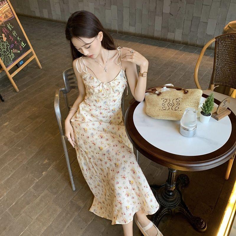 French White Floral Spaghetti Strap Dress for Women, Stunning Summer Dress, Waist-cinching Slimming Seaside Vacation Long Dress