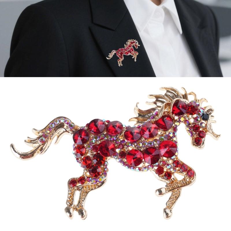 Elegant Unicorns Brooch For Women Portable Alloy Jewelry Accessory for Daily Wear and Special Occasions