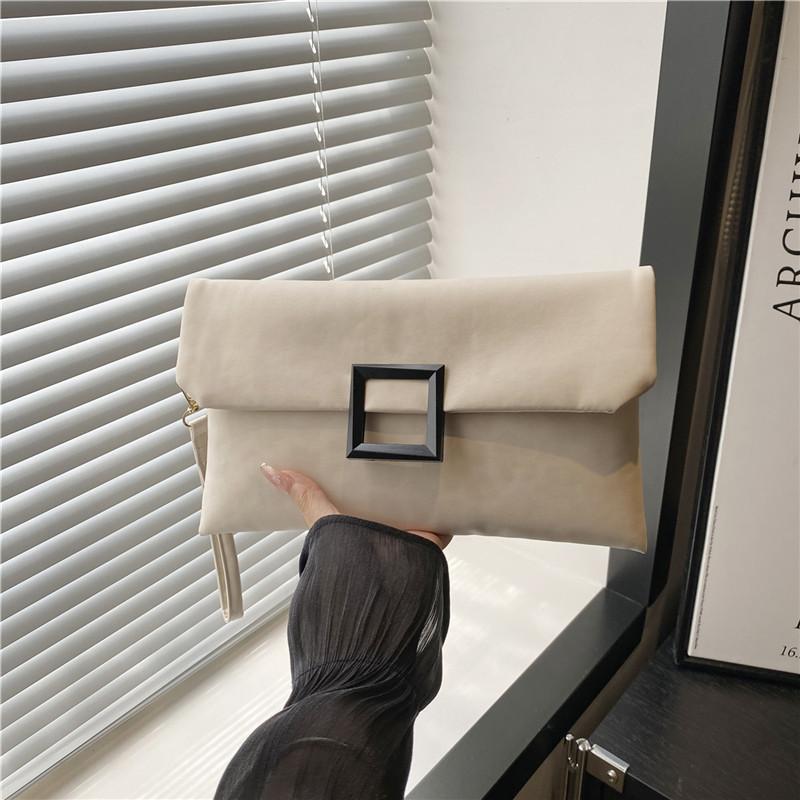 

Popular women s bags spring new women s envelope bags simple retro clutch bags casual handbags women s bags білий