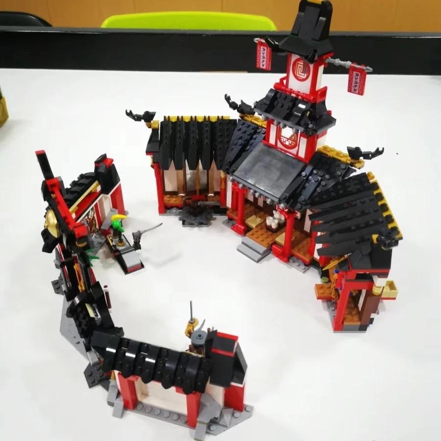 1132pcs Trainingshalle Rotes Haus Kloster von Spinjitzu Bausteine Spielzeug