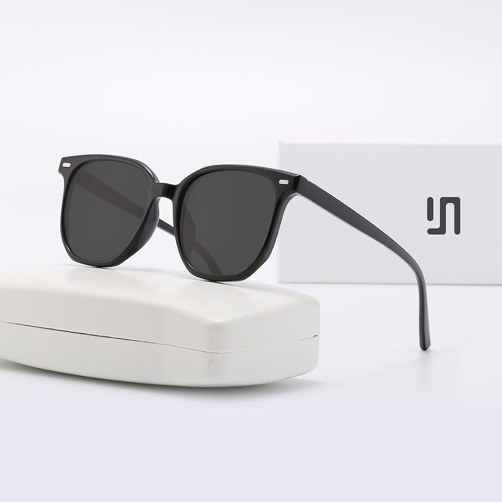 2026 New Fashion UV Protection Sunglasses, Premium Ladies Sun Shade Eyeglasses
