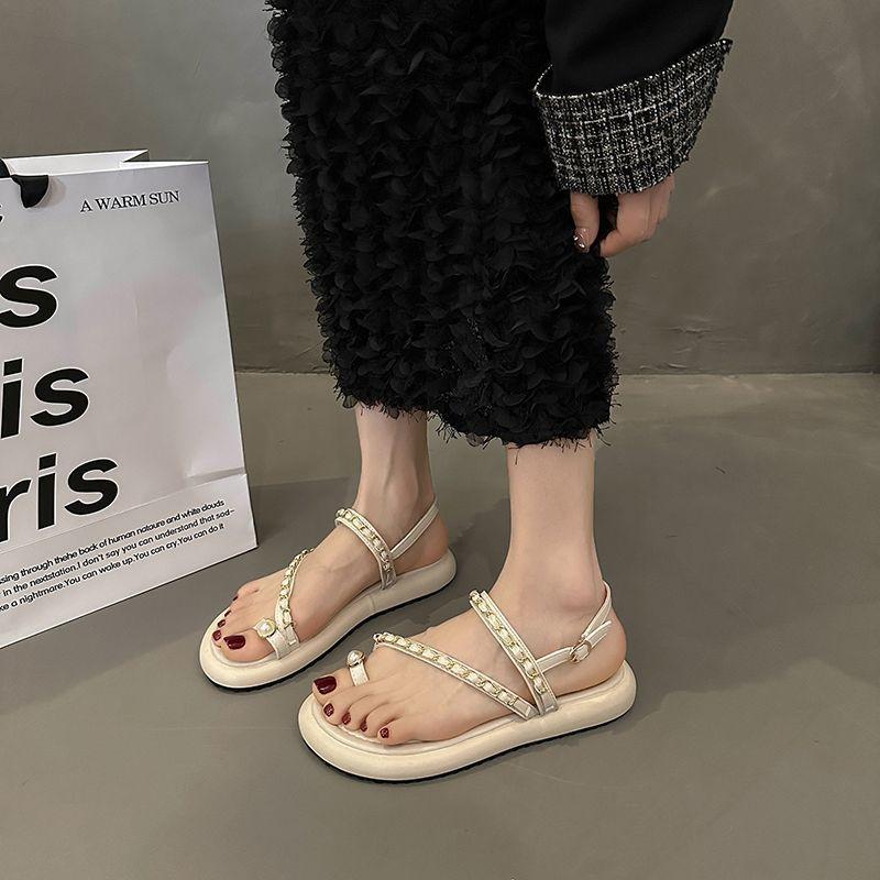 Non-slip Sleeve Toe Beach Word with Sandals Women Wear 2025 Summer New Internet Celebrity Fairy Wind Flat Roman Shoes