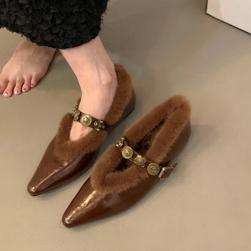 2025 Winter New Women Pointed Toe Rivet Thick Heels Loafer Retro British Style Warm Casual Slip On Chunky Footware Women Shoes