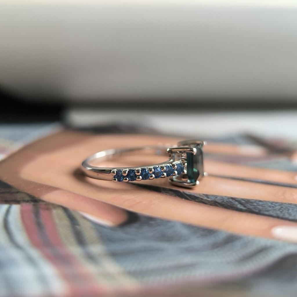 Серебряное кольцо с натуральным топазом Лондон Блю 1.39ct, топазом, вес изделия 2,56 гр (2195917)