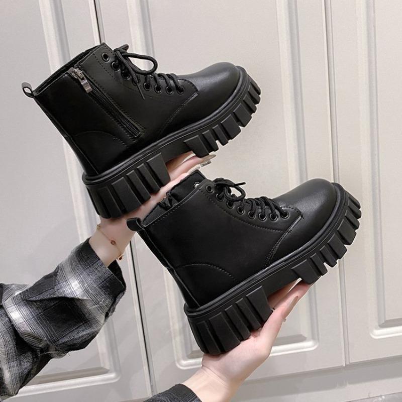 Thick-soled Lace-up Martin Boots Women's Autumn and Winter New Leather Women's Boots Comfortable Soft-soled Women's Medium Boots Children