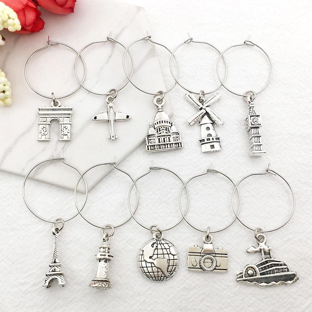 

Минималистичный набор каффов на ухо из девяти предметов красного вина: Креативные серьги-кольца ручной работы.