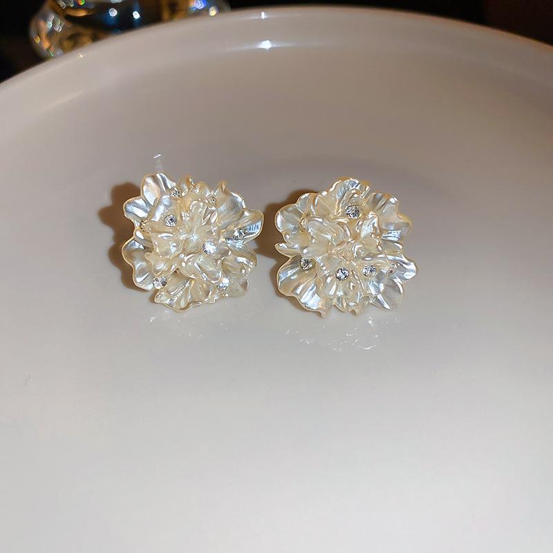 Brincos Femininos GemChic Incrustados Zircônia Flor Brincos da Moda Doce Brinco de Pino Agulha Elegante Aniversário Natal Joias Presente