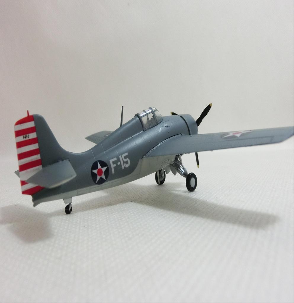 Completed Product 37246 3rd Fighter Squadron USS Aircraft Carrier Lexington 1942 1/72 F4F-4