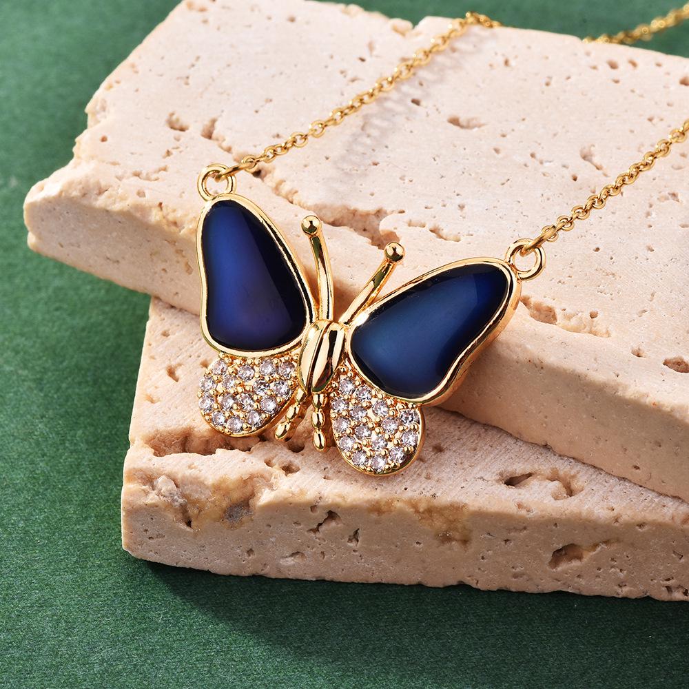 Colier Magnetic Fluture cu Schimbare de Culoare—Lanț Trendy Stil Socialit pentru Claviculă