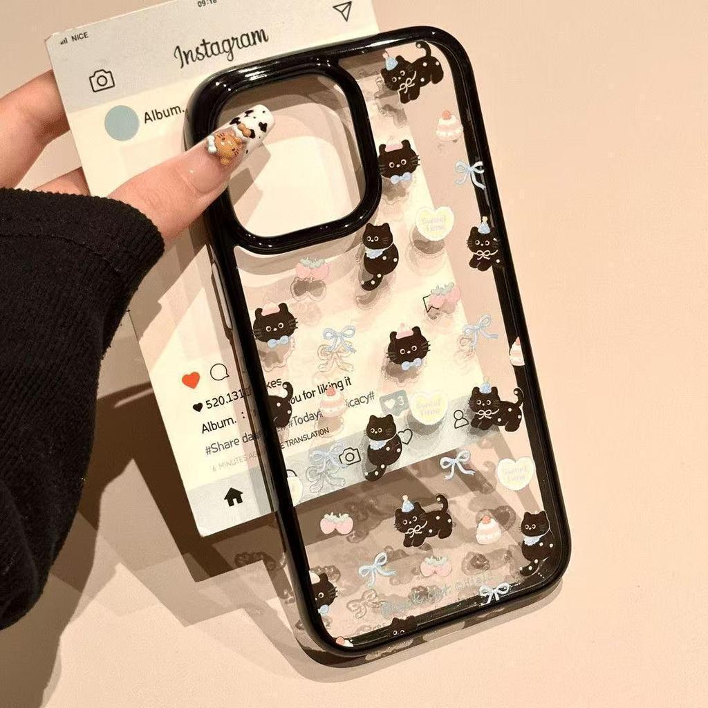 Love Heart Black Cat Phone Case – Black Frame, Drop-Proof Hard Shell for Apple iPhone 15 To 17 Pro/Pro Max.