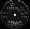 7-Zoll-Schallplatte SOLOMON KING She Wears My Ring DB8325 Columbia 1967 Singapur Pop Gebraucht
